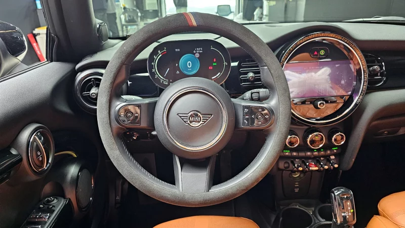 MINI Cooper Convertible