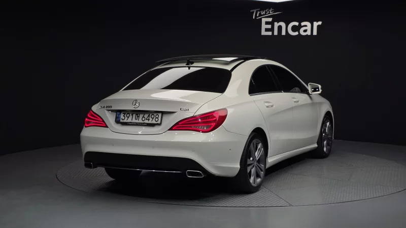 Mercedes-Benz CLA-Class