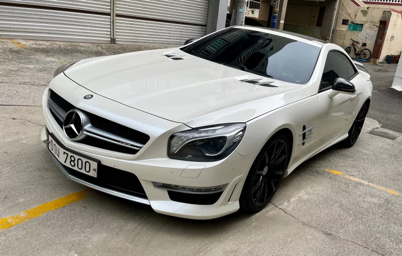 Mercedes-Benz SL-Class