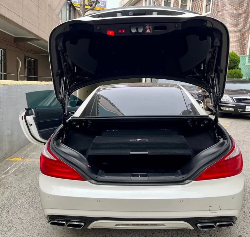 Mercedes-Benz SL-Class