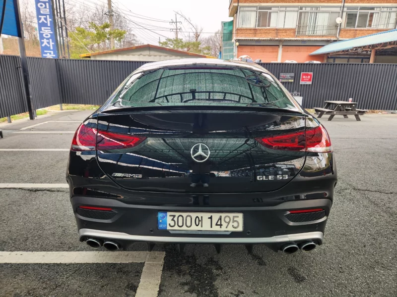 Mercedes-Benz GLE-Class