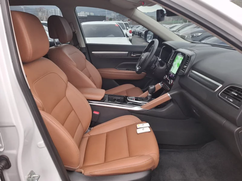 Renault QM6