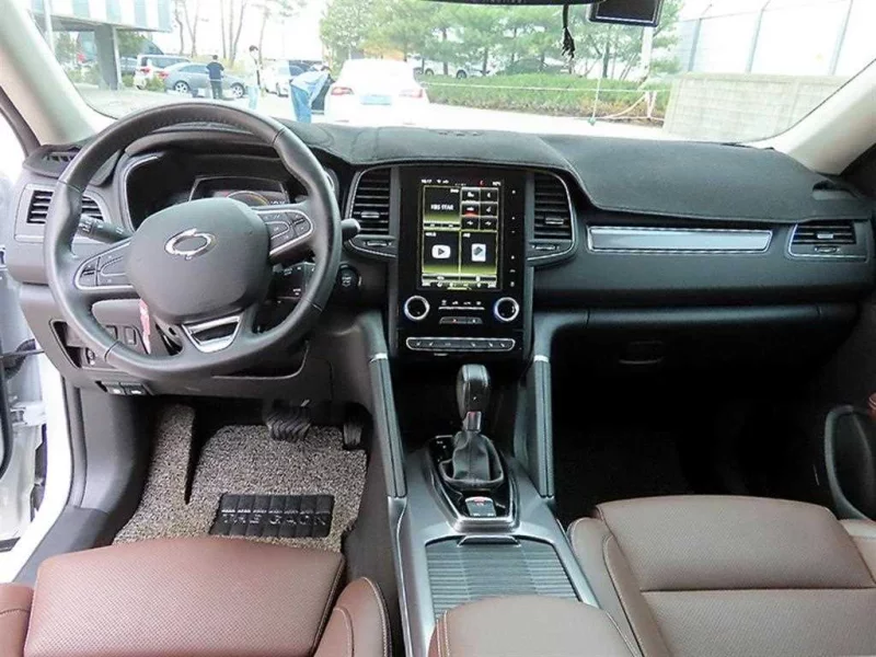 Renault QM6