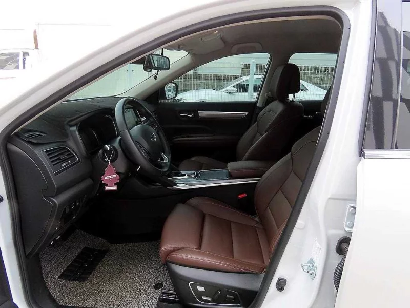 Renault QM6