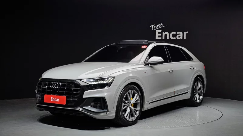 Audi Q8