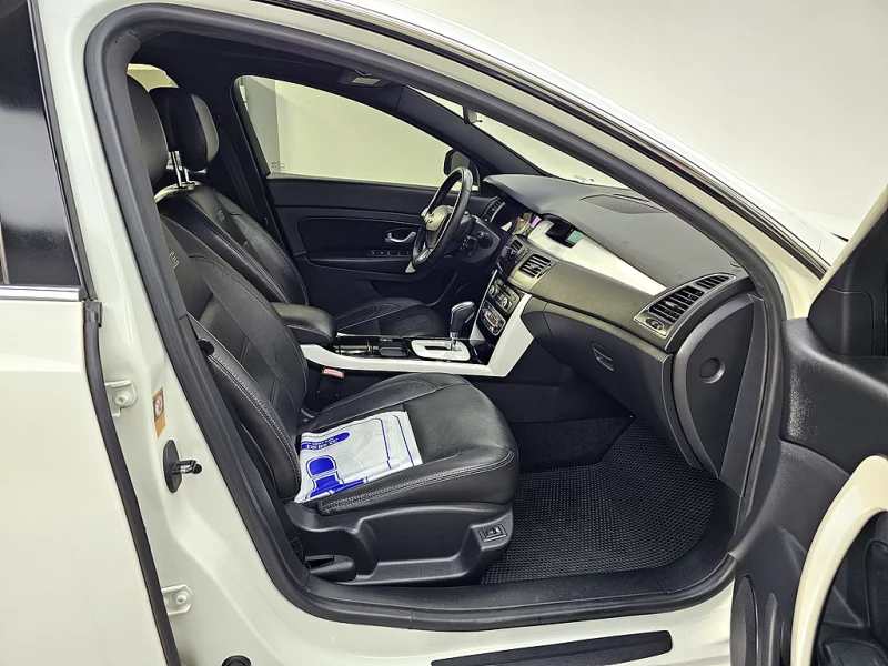 Renault SM5
