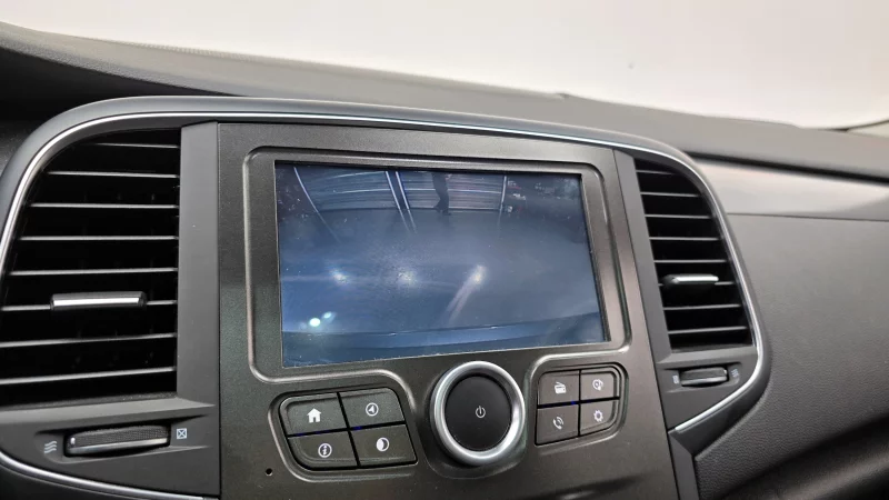 Renault SM6