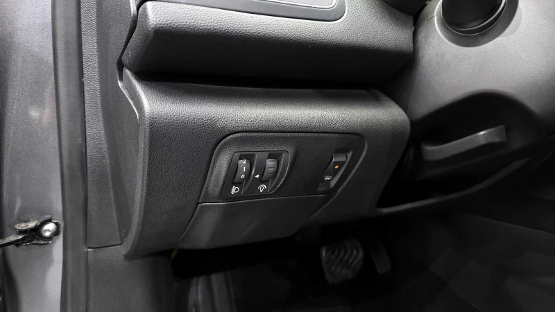 Renault SM6