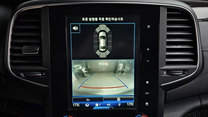 Renault SM6