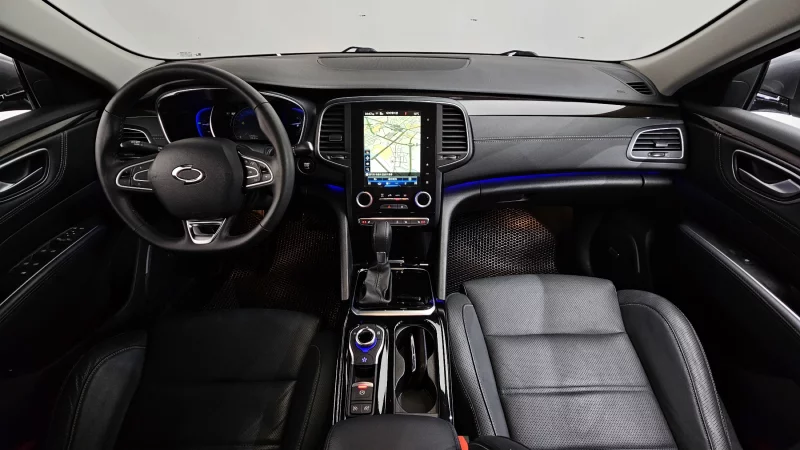 Renault SM6