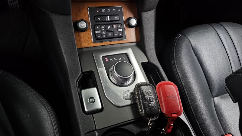 Land Rover DISCOVERY