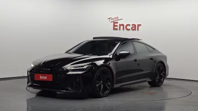 Audi RS7 2021