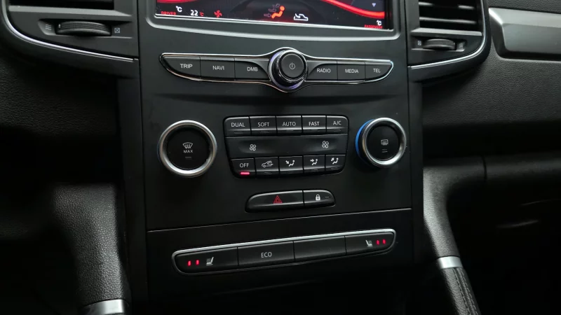 Renault QM6