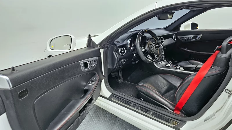 Mercedes-Benz SLC-Class