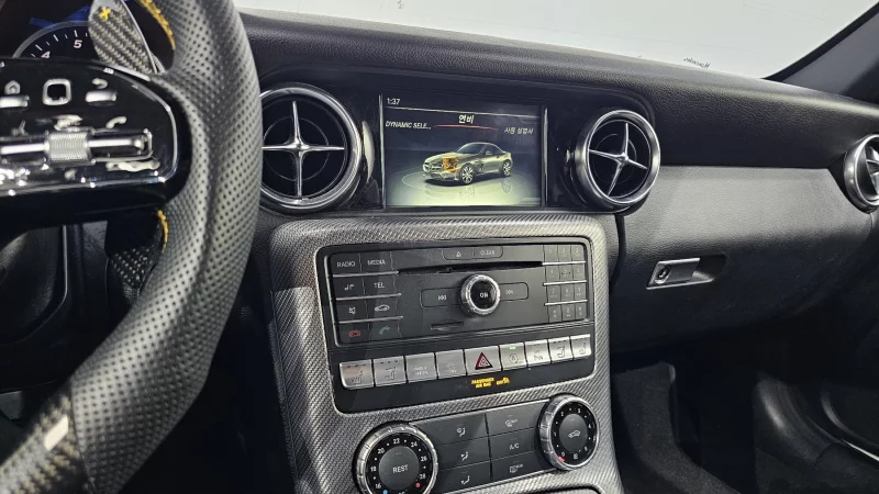 Mercedes-Benz SLC-Class