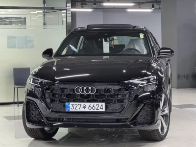 Audi Q8