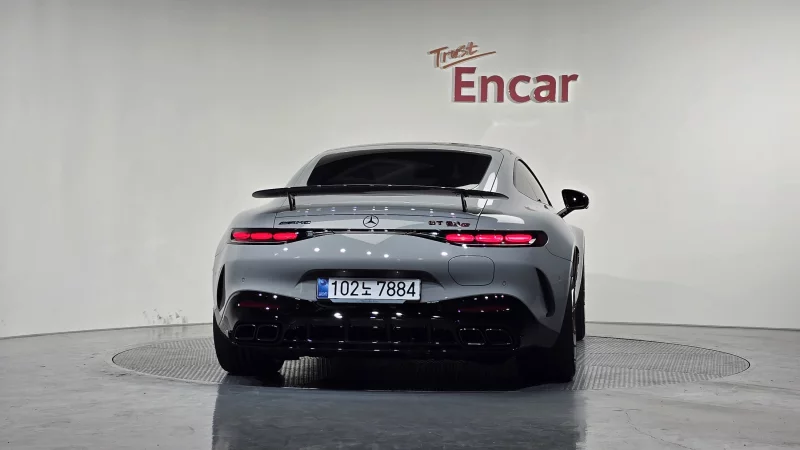 Mercedes-Benz AMG GT