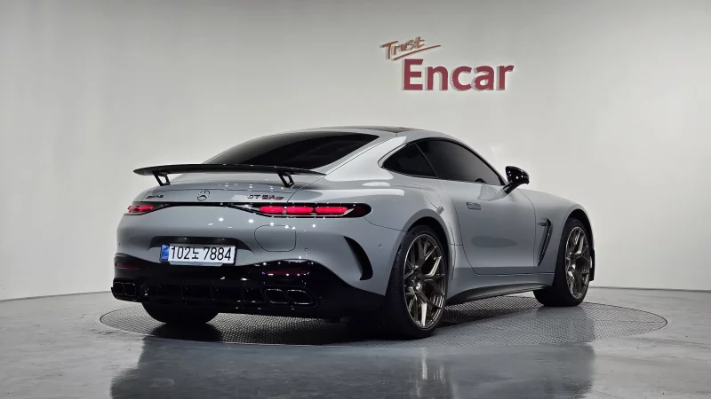 Mercedes-Benz AMG GT