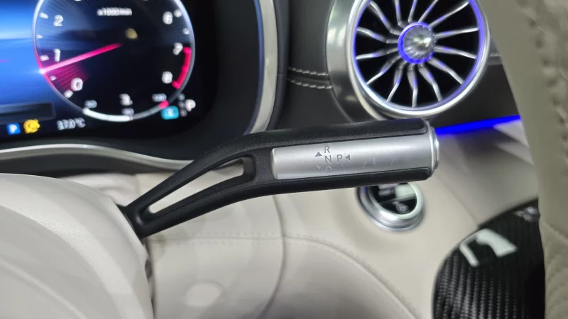 Mercedes-Benz SL-Class