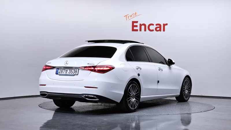 Mercedes-Benz C-Class