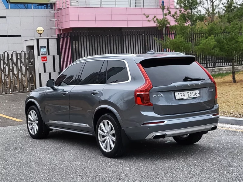 Volvo XC90