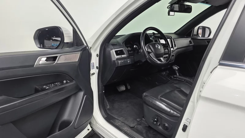 SsangYong Rexton Sports Khan