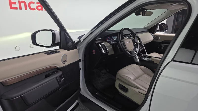 Land Rover DISCOVERY