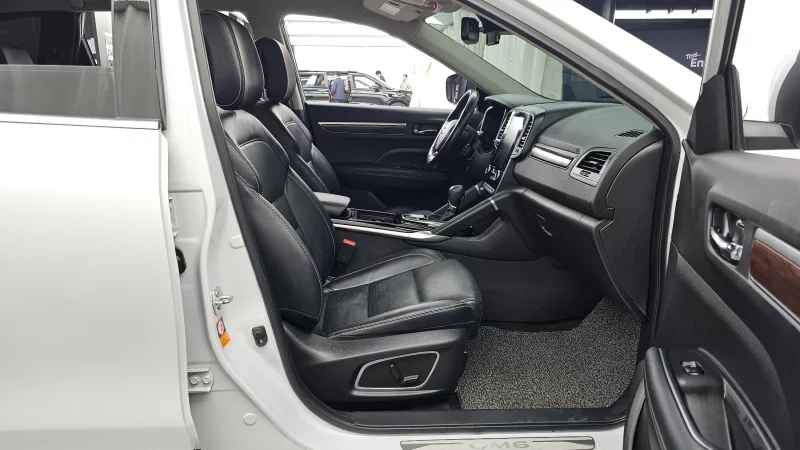 Renault QM6