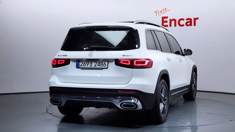 Mercedes-Benz GLB-Class