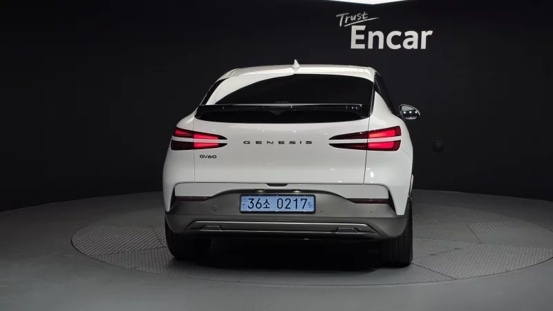 Genesis GV60