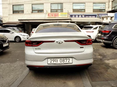 Renault SM6