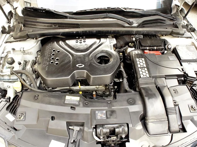 Renault SM6