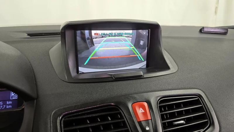 Renault SM3