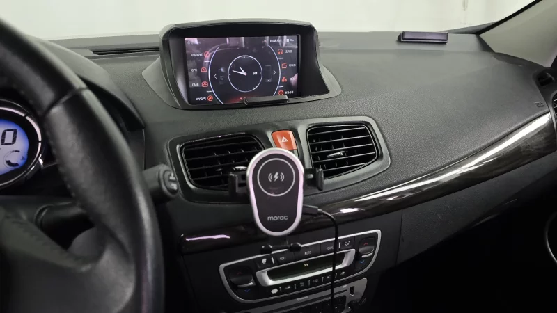 Renault SM3