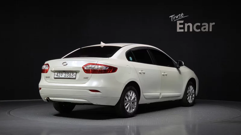 Renault SM3