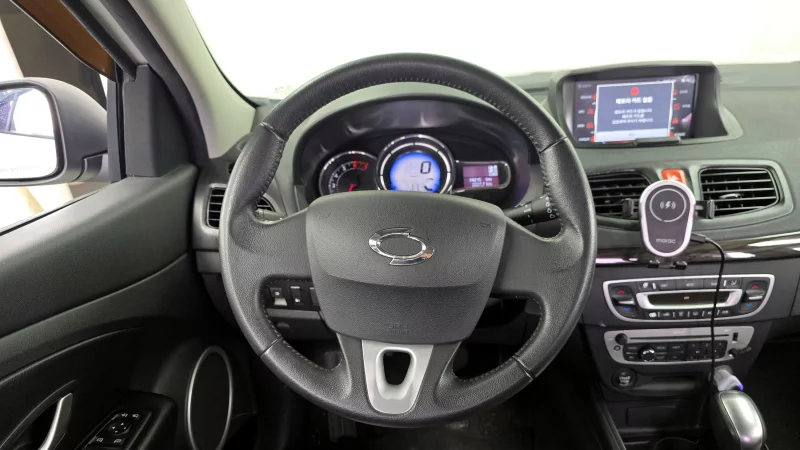 Renault SM3