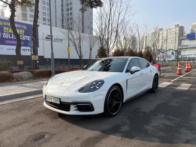 Porsche PANAMERA