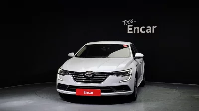 Renault SM6