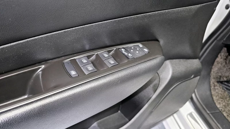 Renault SM6
