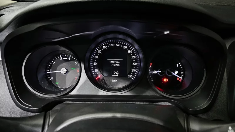 Renault SM6