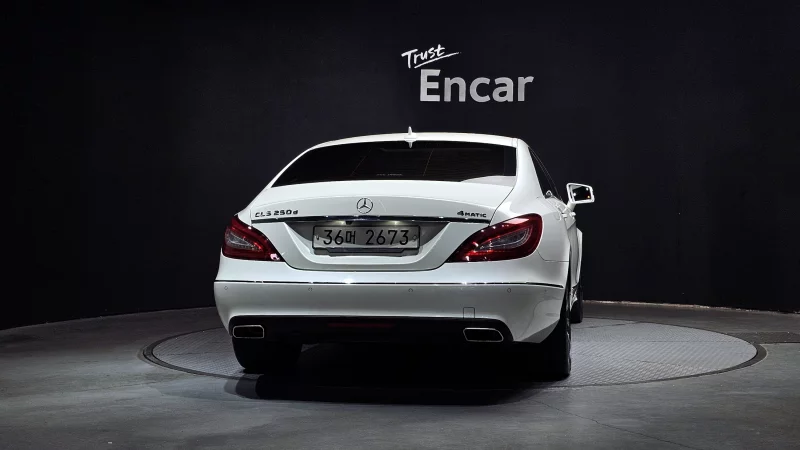 Mercedes-Benz CLS-Class