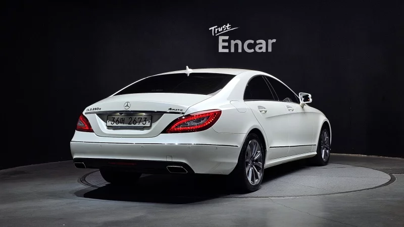 Mercedes-Benz CLS-Class