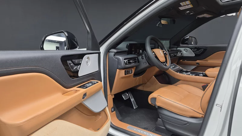 Lincoln Aviator