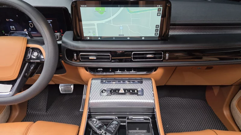 Lincoln Aviator