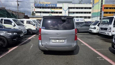 Hyundai Grand Starex