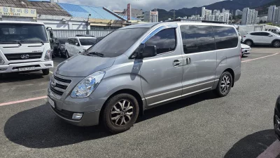 Hyundai Grand Starex
