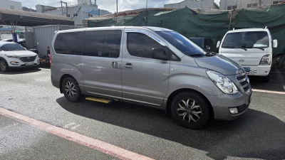 Hyundai Grand Starex