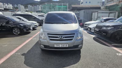 Hyundai Grand Starex