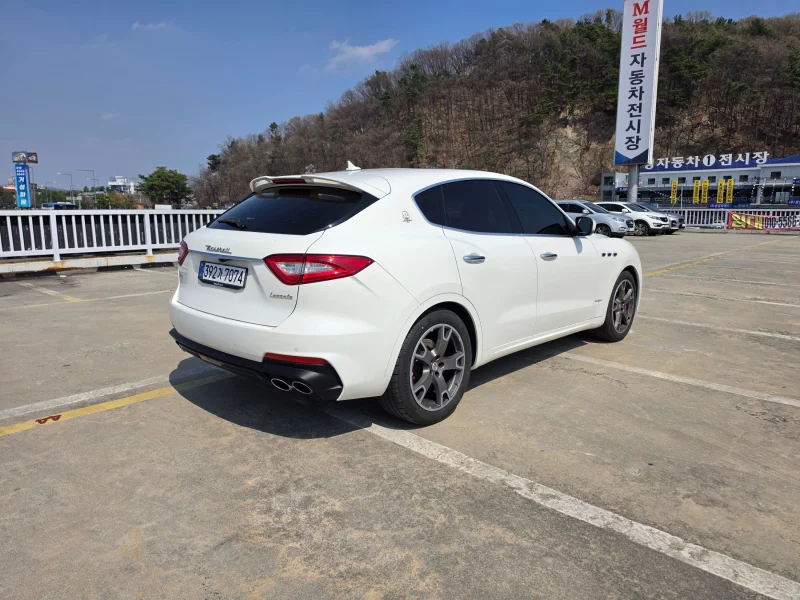 Maserati LEVANTE