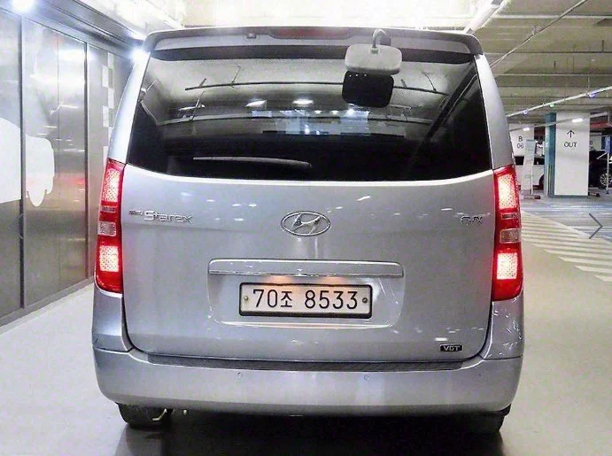 Hyundai Grand Starex
